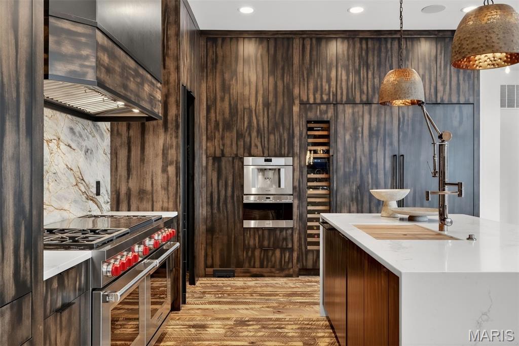 Village of Saddlebrooke - Residential