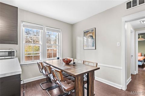 Tiny photo for 923 S Hanley Road #A, Clayton, MO 63105 (MLS # 26015769)