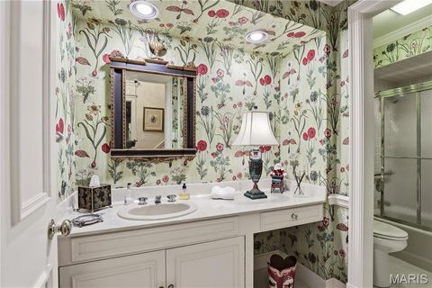 Tiny photo for 11 Chatfield Place Road, Creve Coeur, MO 63141 (MLS # 25071138)