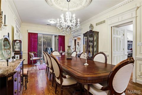 Tiny photo for 11 Chatfield Place Road, Creve Coeur, MO 63141 (MLS # 25071138)