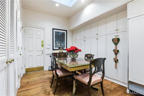 Tiny photo for 11 Chatfield Place Road, Creve Coeur, MO 63141 (MLS # 25071138)