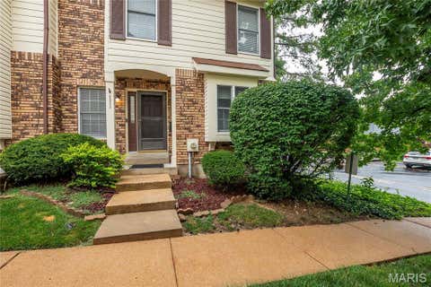 Photo of 2533 Grayford Walk, St Louis, MO 63129 (MLS # 26052521)