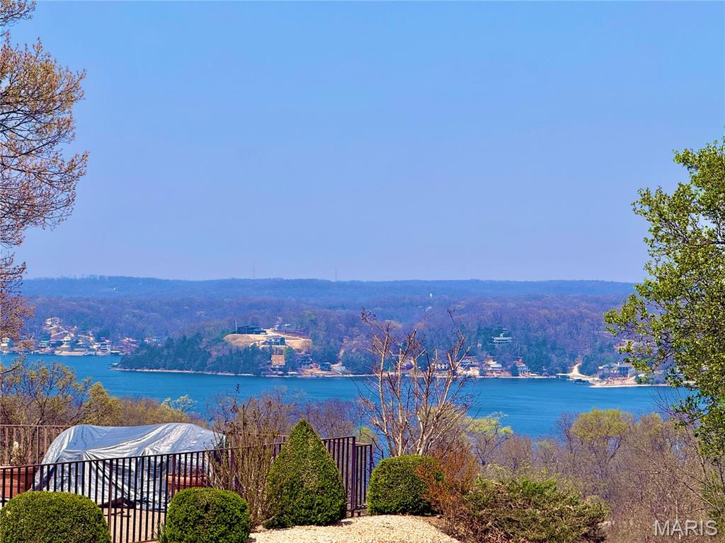 4 Seasons Racq/Cc-14 - Residential