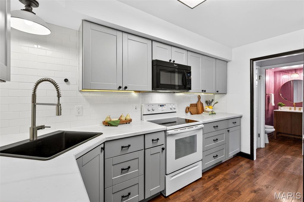 340 Fox Village Court