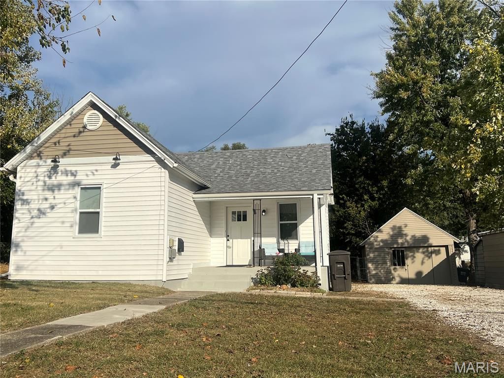 Photo of 1061 Boone Street, Troy, MO 63379 (MLS # 25070857)