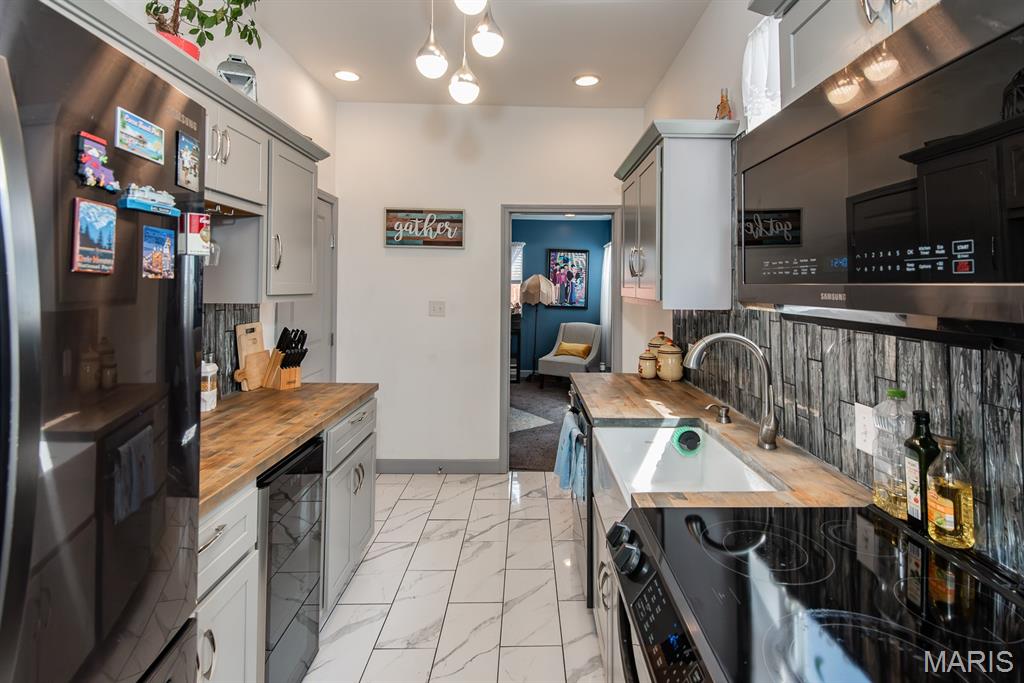 Shields Add - Residential