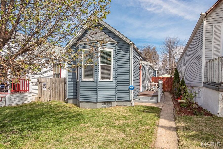 Welcome home to this charming bungalow in the heart of the Bevo Mill neighborhood! This 2-bedroom, 1-bath gem offers the perfect blend of character, comfort, and convenience.
Step inside to a spacious living room featuring a beautiful bay window that fills the space with natural light. A central hallway leads to the full bathroom and the first bedroom, while the cozy yet efficient galley kitchen has been fully updated and is ready for everyday living or entertaining. At the rear of the home, you’ll find the second bedroom—currently used as a dining space—with direct access to the backyard.
Enjoy a fully fenced backyard ideal for pets, gatherings, or relaxing evenings, plus the added convenience of off-street parking.
Located just steps from local restaurants and nightlife, and only a quick bike ride to Tower Grove Park and the vibrant shops and eateries along Morganford, this home offers both neighborhood charm and city accessibility.
Don’t miss your chance to make this Bevo beauty yours!