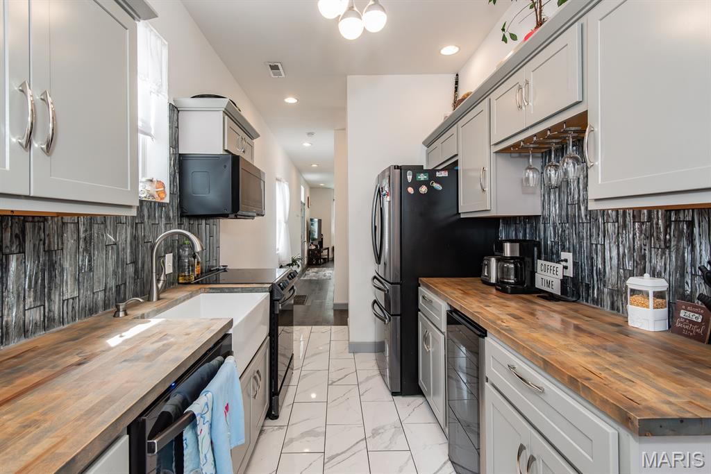 Shields Add - Residential