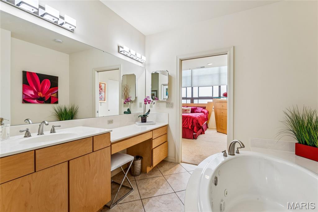 The Edison Building Condos - Residential