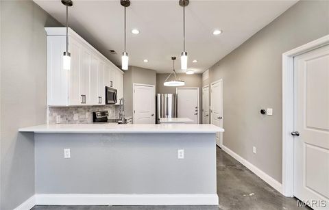 Tiny photo for 200 S Kirkwood Road, Kirkwood, MO 63122 (MLS # 26023586)