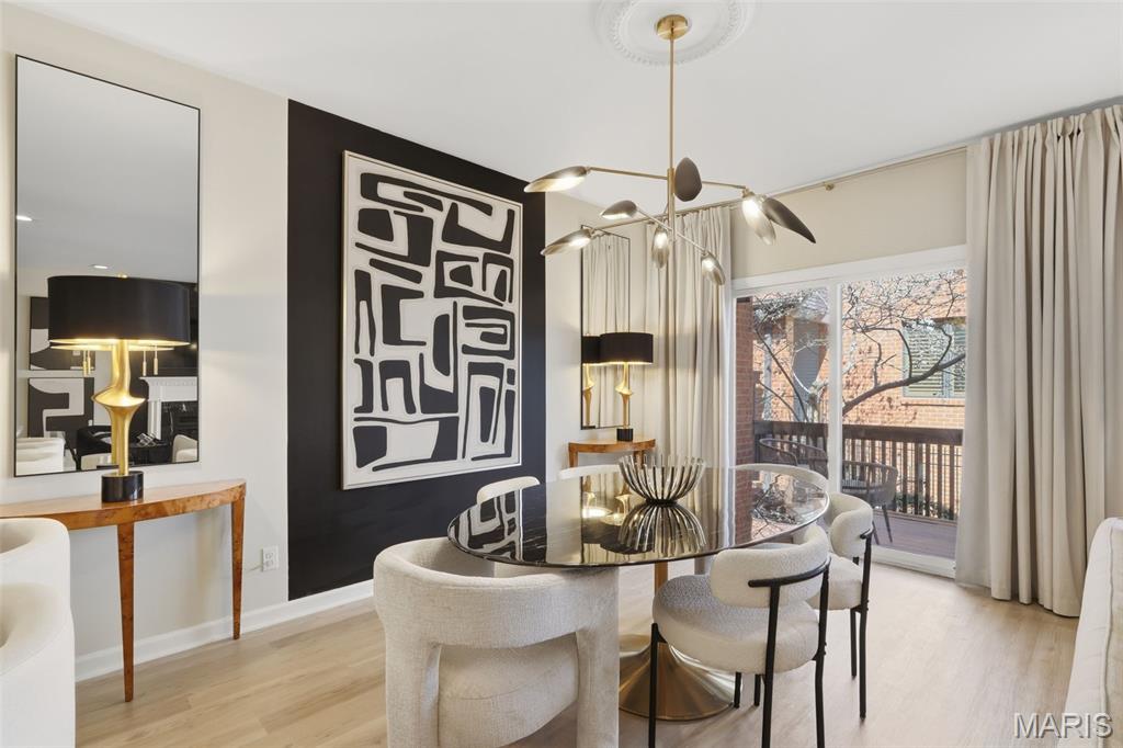 Lindell Place Condos Ph 02 - Residential