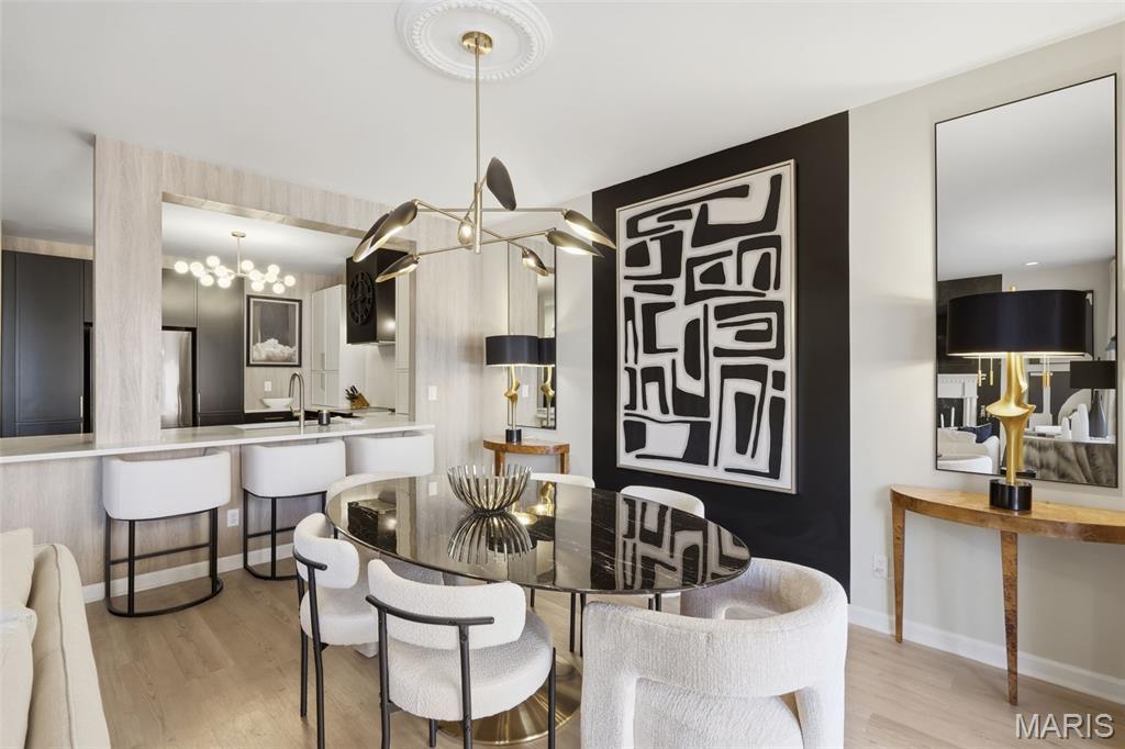 Lindell Place Condos Ph 02 - Residential