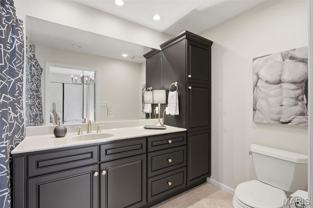 Lindell Place Condos Ph 02 - Residential