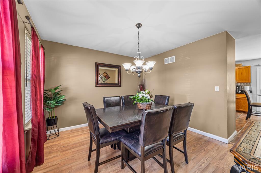 O'Fallon, Missouri 63366, United States, 3 Bedrooms Bedrooms, ,3 BathroomsBathrooms,Residential,Pending,135339