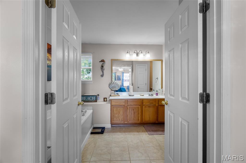 O'Fallon, Missouri 63366, United States, 3 Bedrooms Bedrooms, ,3 BathroomsBathrooms,Residential,Pending,135339