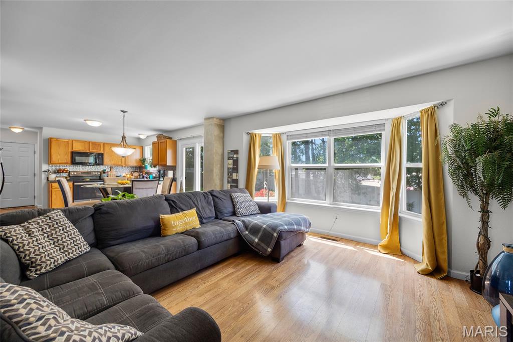 O'Fallon, Missouri 63366, United States, 3 Bedrooms Bedrooms, ,3 BathroomsBathrooms,Residential,Pending,135339