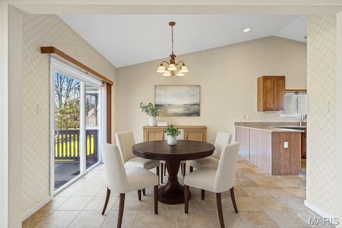 Tiny photo for 104 Amiot Court, Chesterfield, MO 63146 (MLS # 25078736)