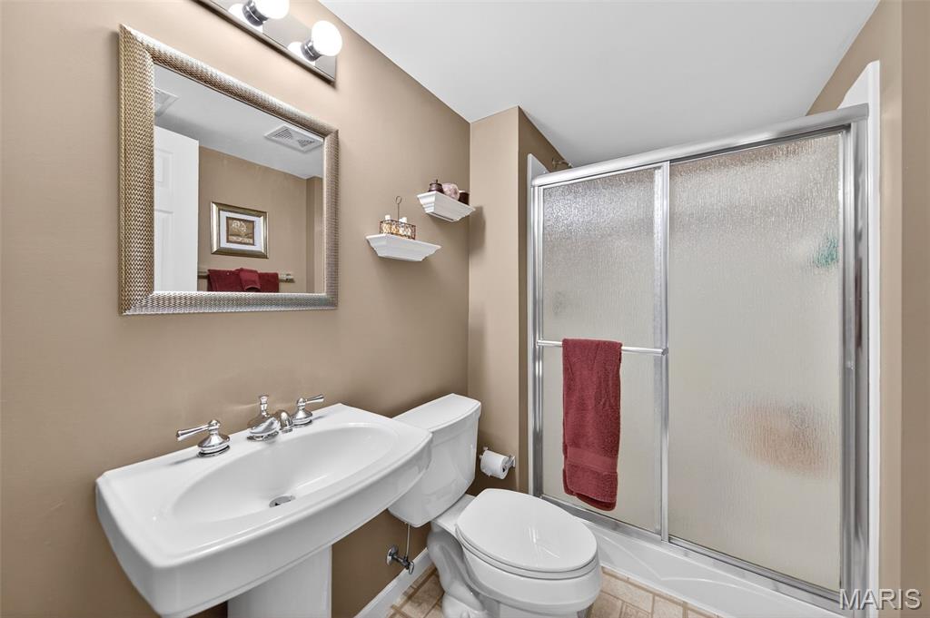 Christopher Winds - Residential