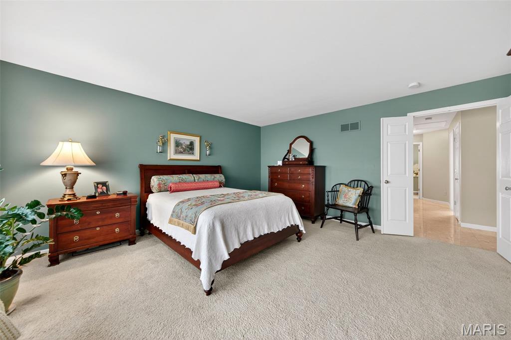 Christopher Winds - Residential