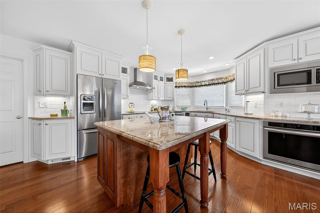 Christopher Winds - Residential