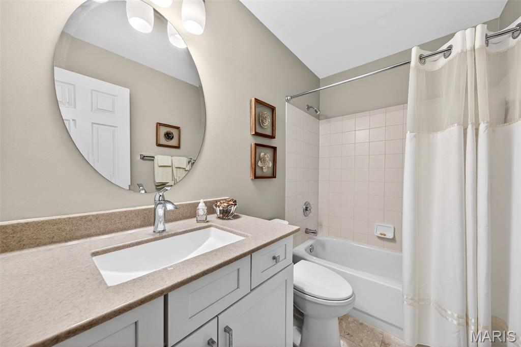 Christopher Winds - Residential