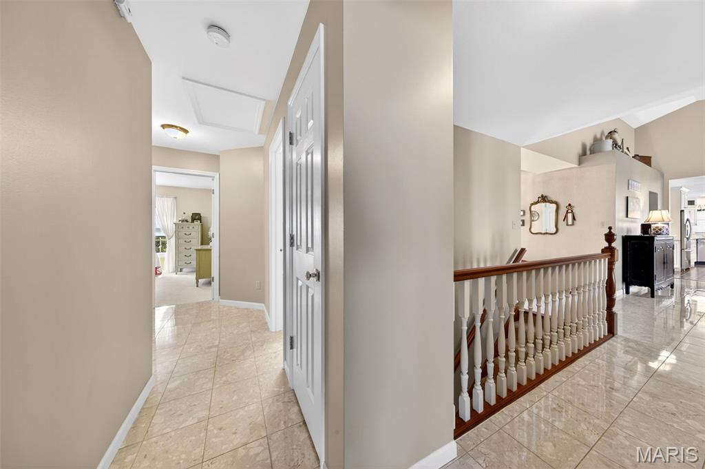 Christopher Winds - Residential