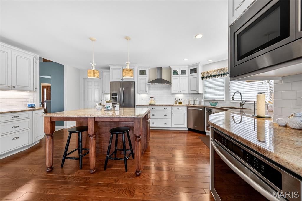 Christopher Winds - Residential