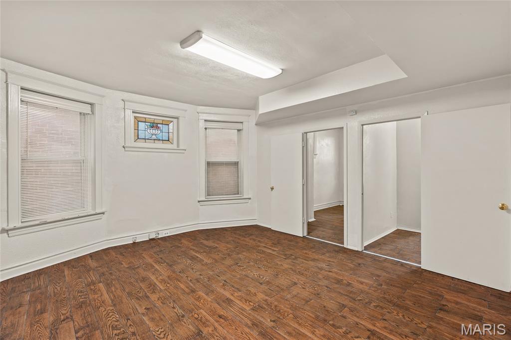 C B 5017 Arsenal - Residential Income