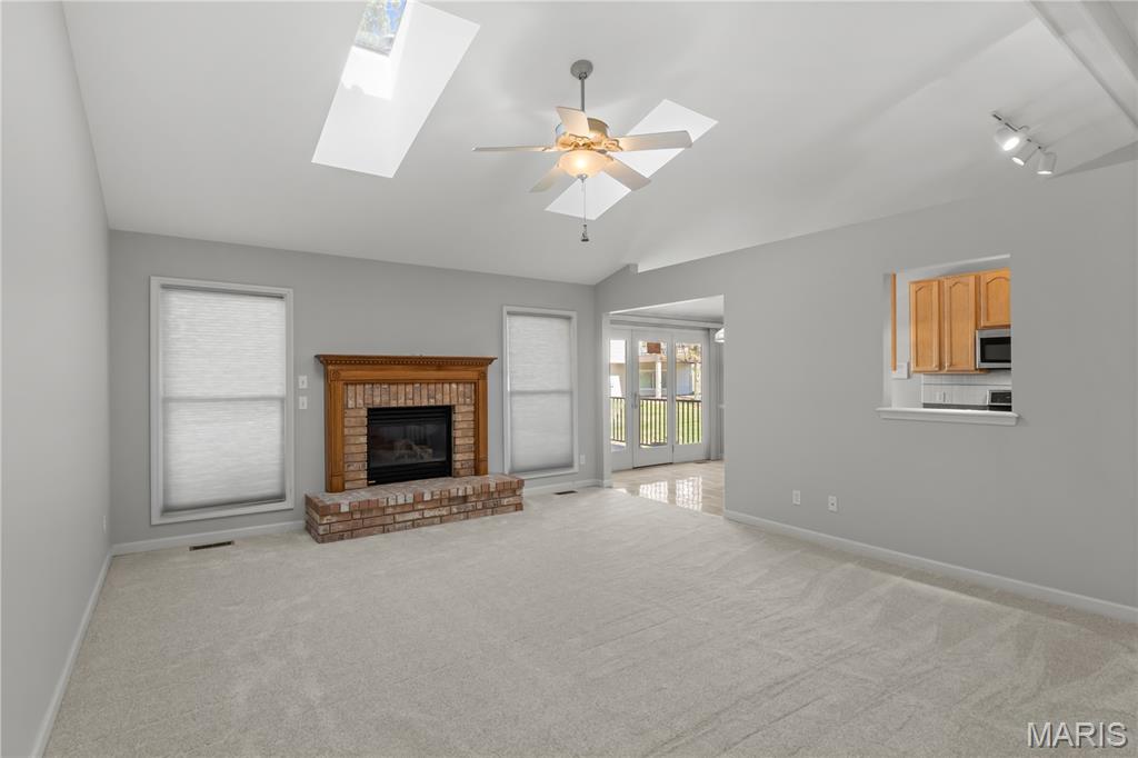 28 Country Bluff Court