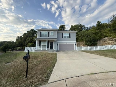 Photo of 5237 N Bellerieve Lane, Imperial, MO 63052 (MLS # 26056942)