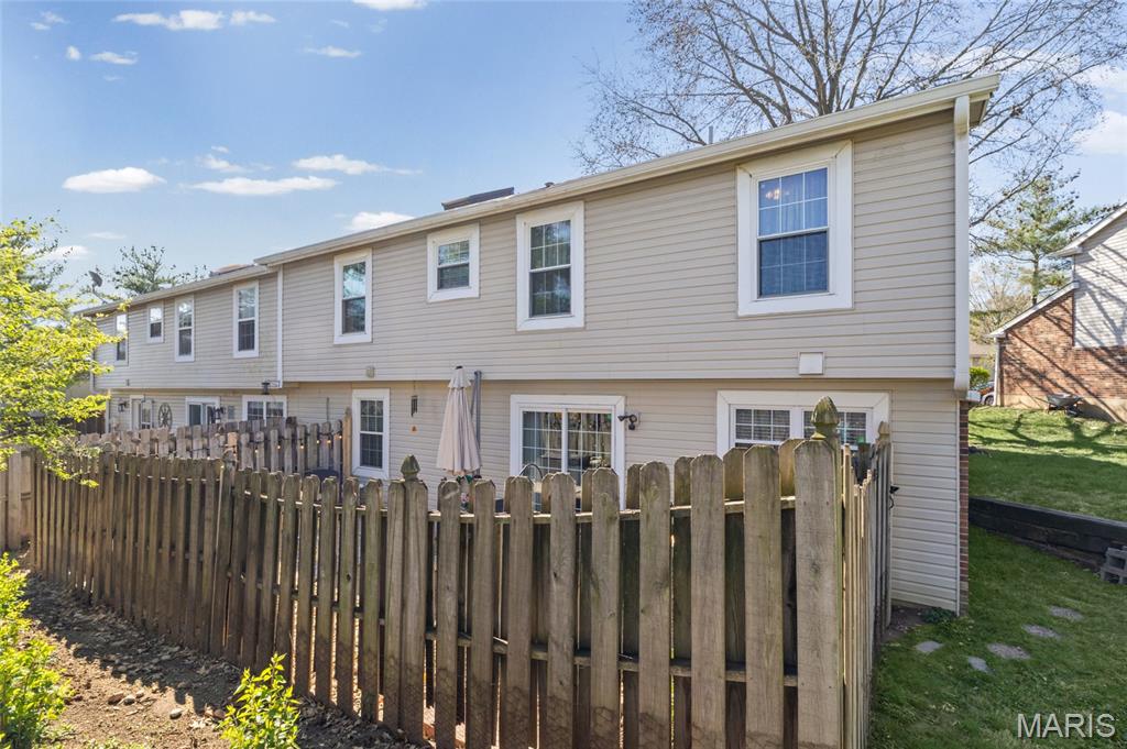 Woodlake Village Condo 8 - Residential