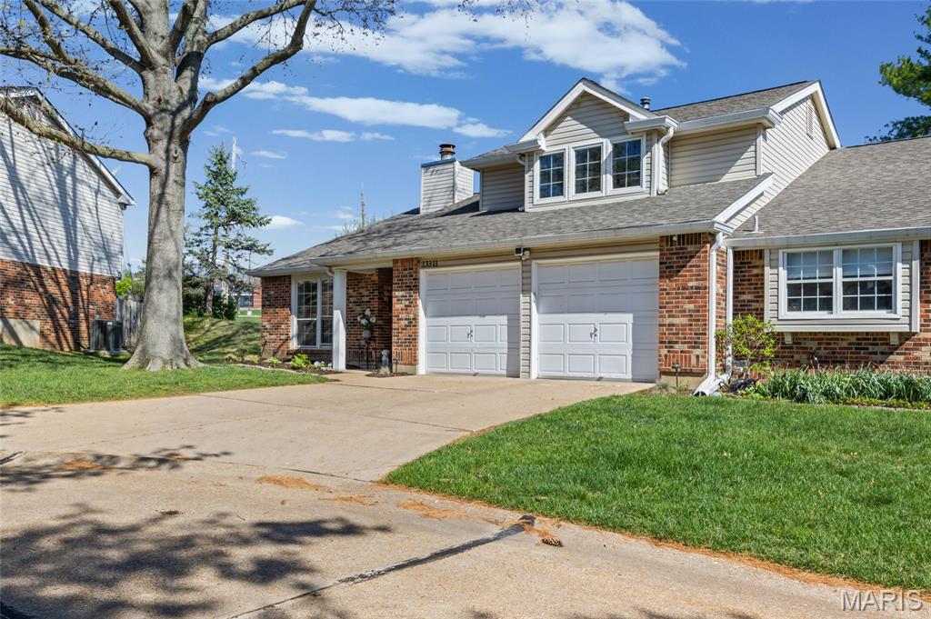 Woodlake Village Condo 8 - Residential