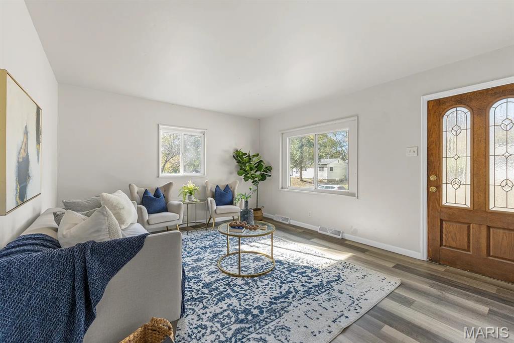 Castle Point Unit 3 - Residential Lease