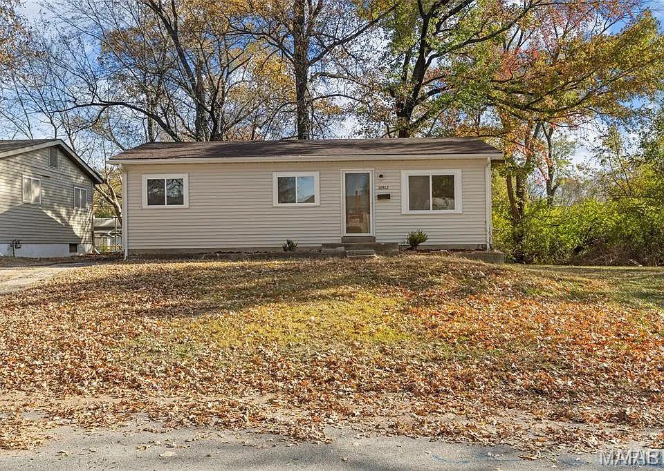 Castle Point Unit 3 - Residential Lease