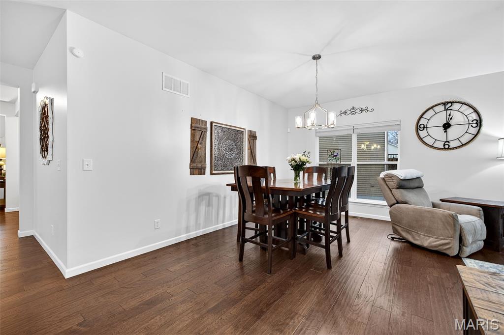 Carlton Glen Estate #14 - Residential