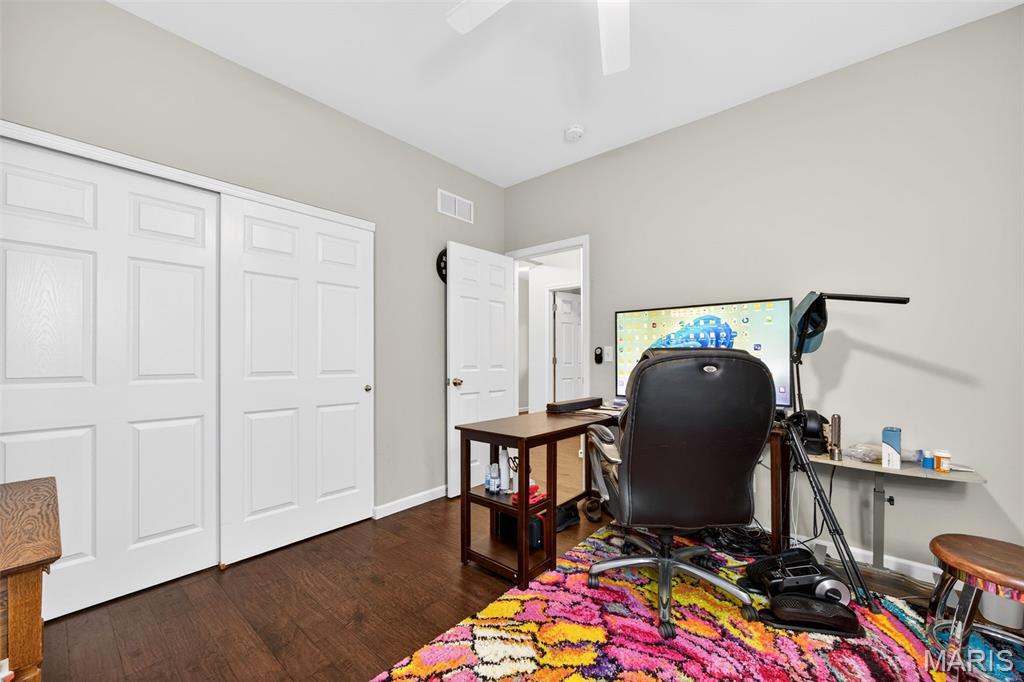 Carlton Glen Estate #14 - Residential