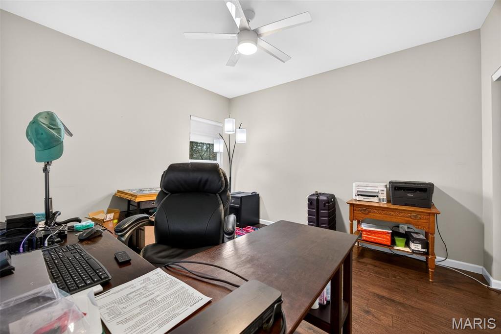 Carlton Glen Estate #14 - Residential