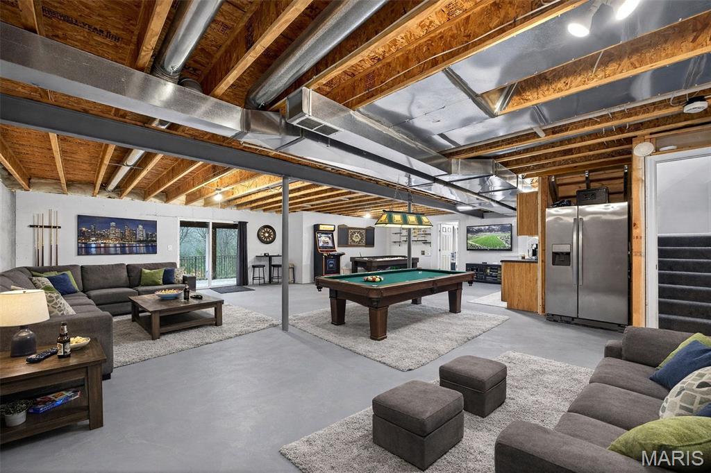 Carlton Glen Estate #14 - Residential