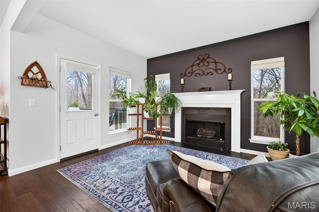 Carlton Glen Estate #14 - Residential