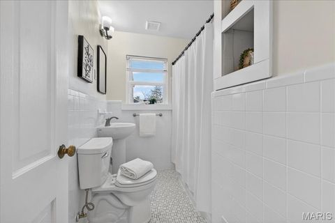 Tiny photo for 509 Parkwoods Avenue, Kirkwood, MO 63122 (MLS # 26006502)