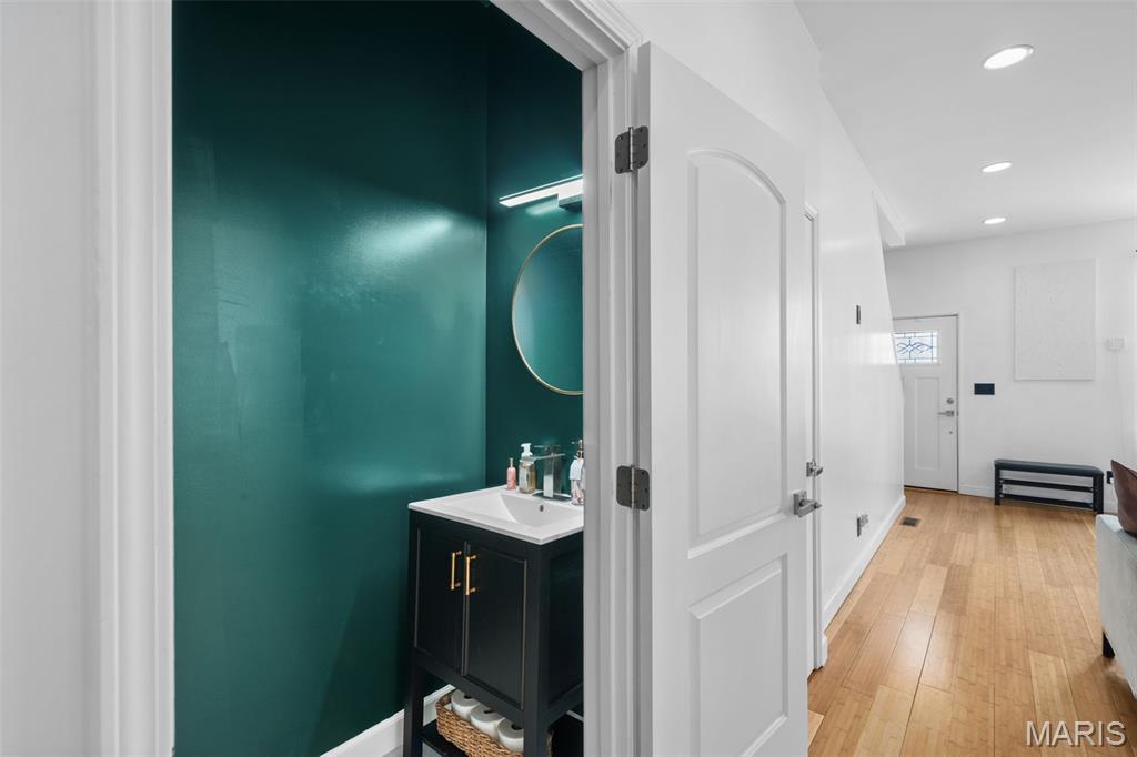 St Louis Commons Add - Residential