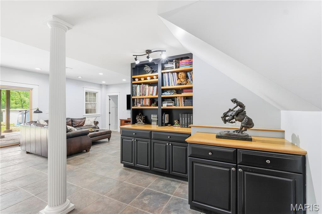 Honeystone - Residential