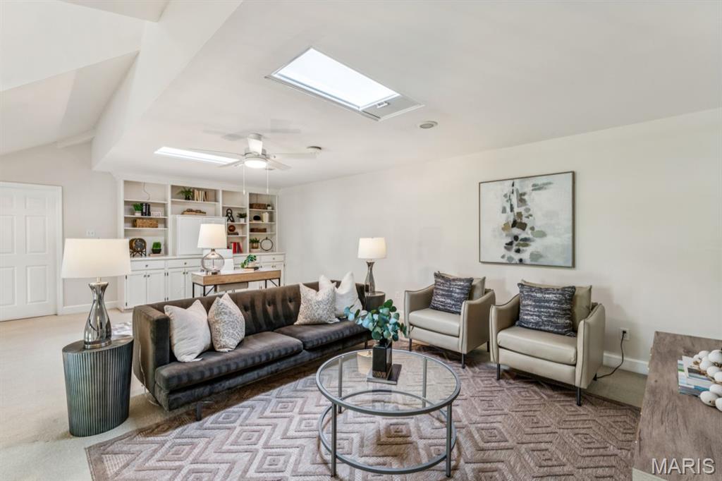 Country Club Terrace Condo - Residential