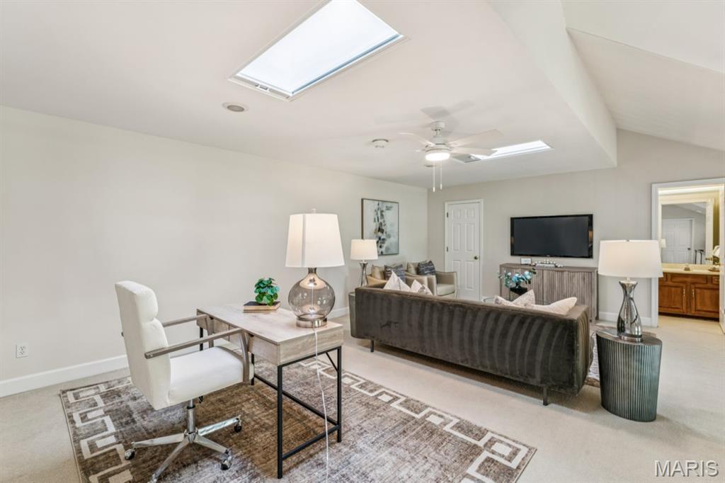 Country Club Terrace Condo - Residential