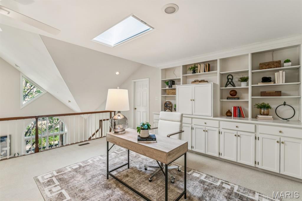 Country Club Terrace Condo - Residential