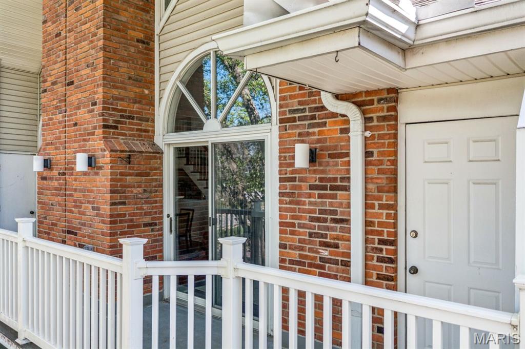 Country Club Terrace Condo - Residential