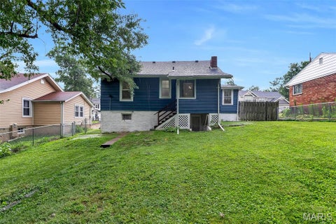 Tiny photo for 907 N Woodlawn Avenue, Kirkwood, MO 63122 (MLS # 26043290)