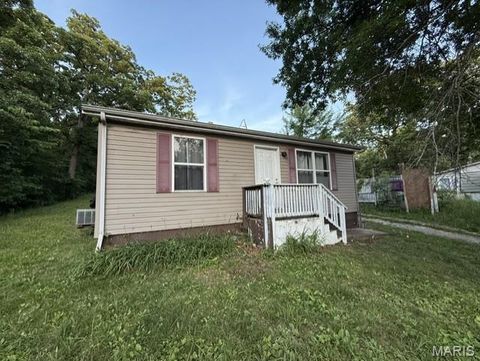 Tiny photo for 9724 Highway HH, Robertsville, MO 63072 (MLS # 26033855)