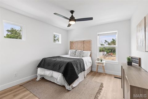 Tiny photo for 403 Rayburn Avenue, St Louis, MO 63127 (MLS # 26008366)