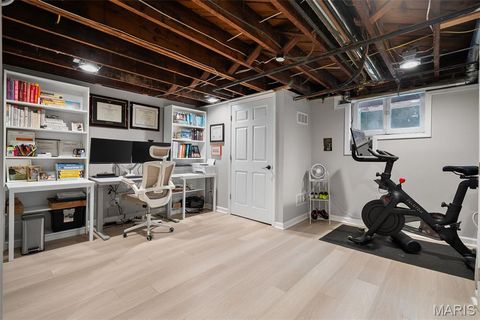 Tiny photo for 412 Hawbrook Court, Kirkwood, MO 63122 (MLS # 26011111)